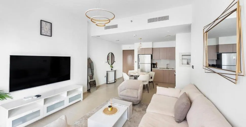 Spacious 2 Bedroom In Act1 Act 2 Downtown Dubai